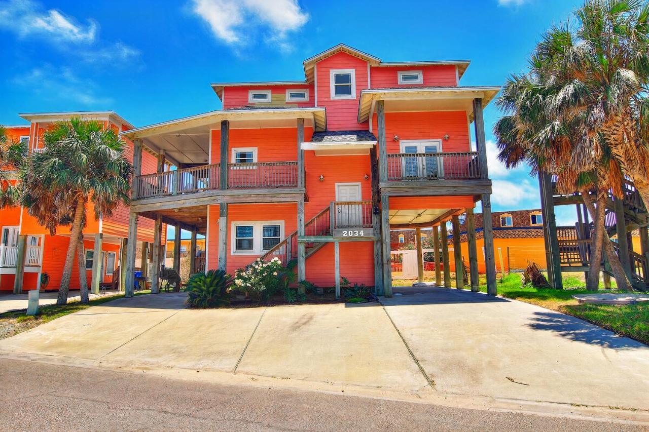6Bdrm Beach Home - Oceanviews - Recently Renovated - Shared Pool & Hottub ポート・アランサス エクステリア 写真
