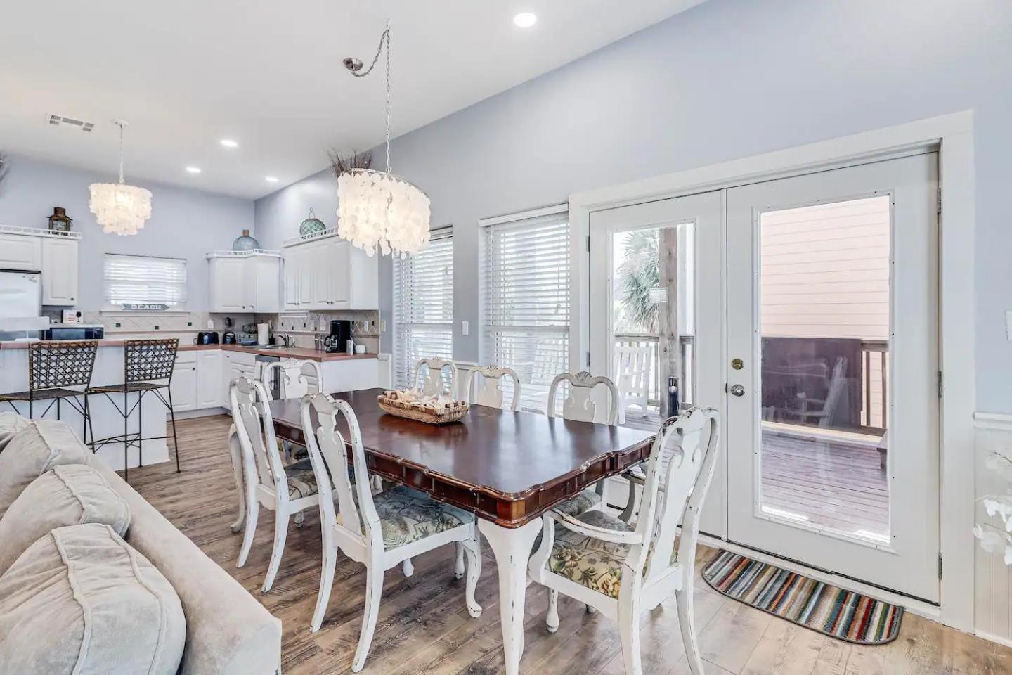6Bdrm Beach Home - Oceanviews - Recently Renovated - Shared Pool & Hottub ポート・アランサス エクステリア 写真