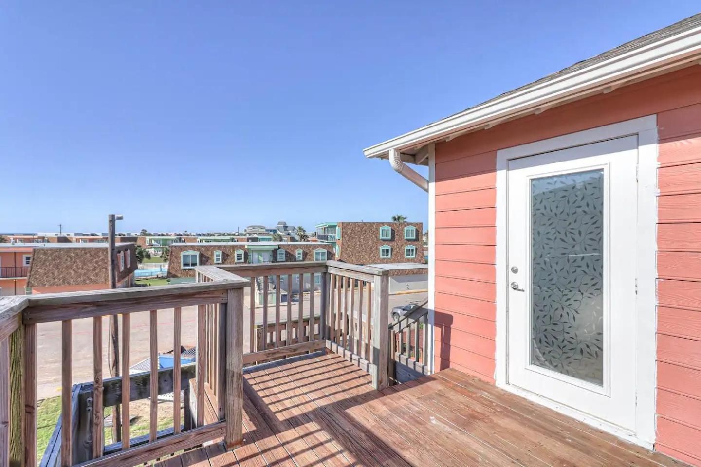 6Bdrm Beach Home - Oceanviews - Recently Renovated - Shared Pool & Hottub ポート・アランサス エクステリア 写真