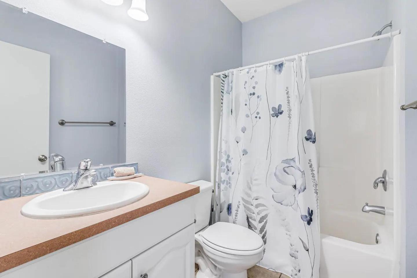 6Bdrm Beach Home - Oceanviews - Recently Renovated - Shared Pool & Hottub ポート・アランサス エクステリア 写真